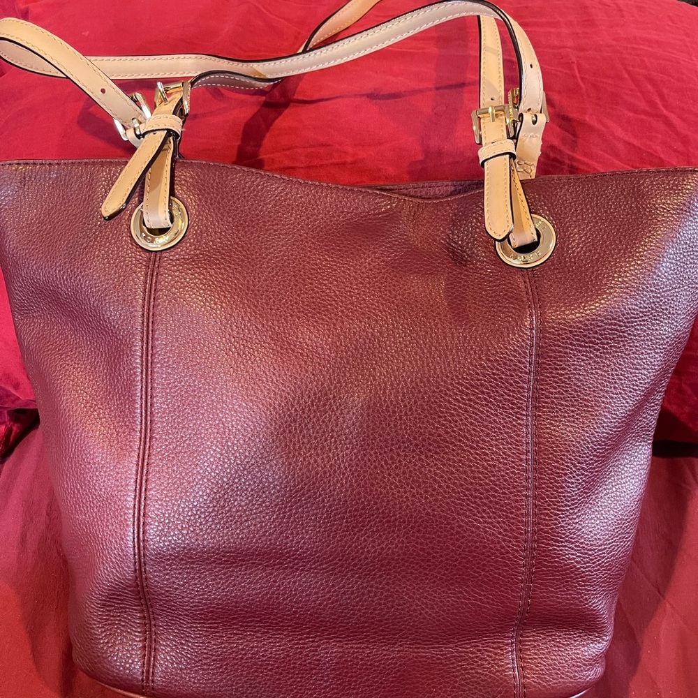Michael Kors….Elegant Burgundy Leather Tote Bag